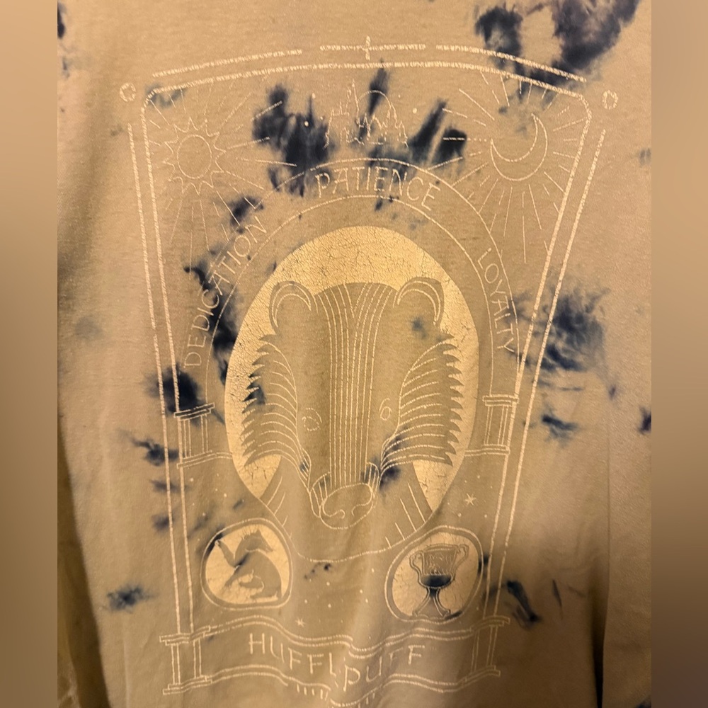 Harry Potter Official Merch Hufflepuff tie dye T-Shirt - Picture 2 of 5